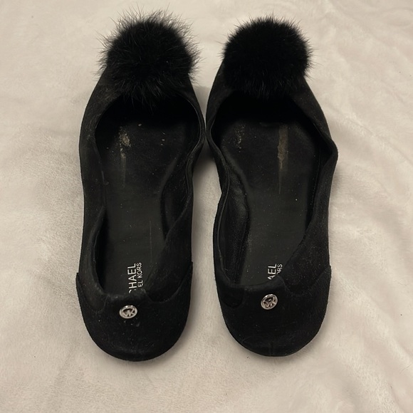 Michael Kors Suede Flats W/ Fur Pompoms - Picture 5 of 5